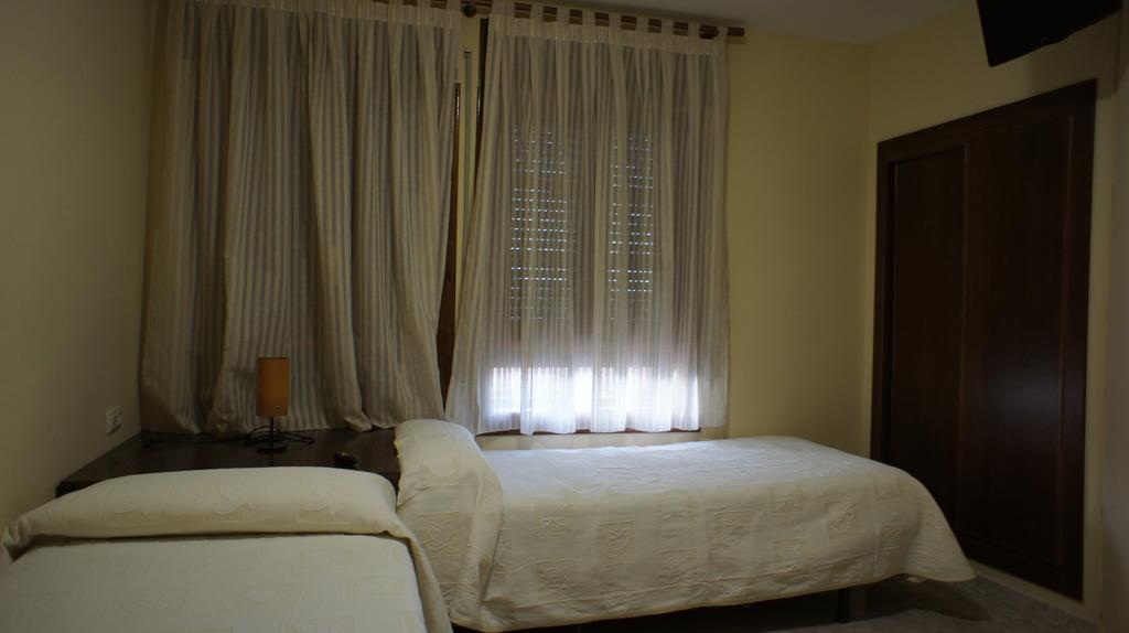 Hotel Puente Romano Alcantara  Bilik gambar