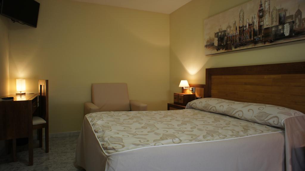 Hotel Puente Romano Alcantara  Bilik gambar